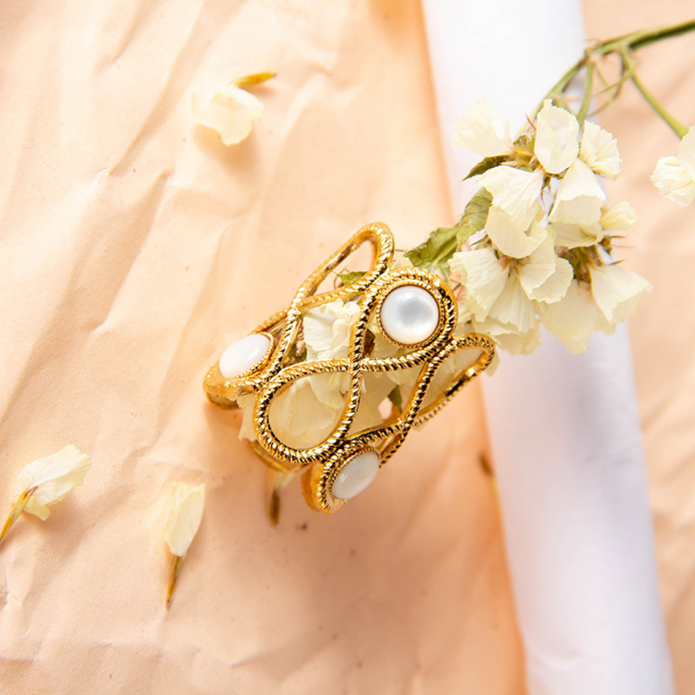 ARCHIBALD GOLD & WHITE CLASSIC RING | WOMENS